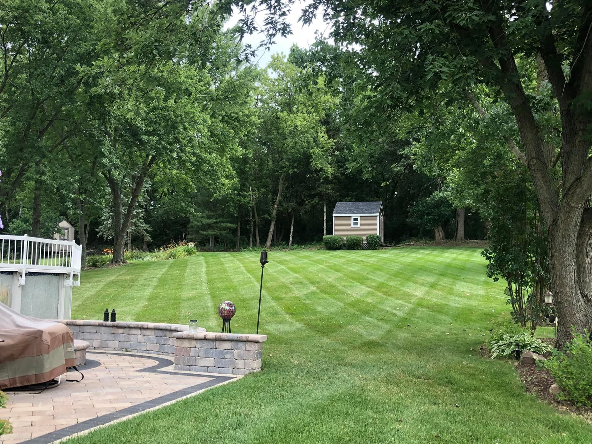 The Benefits of Retaining Walls in Landscaping image