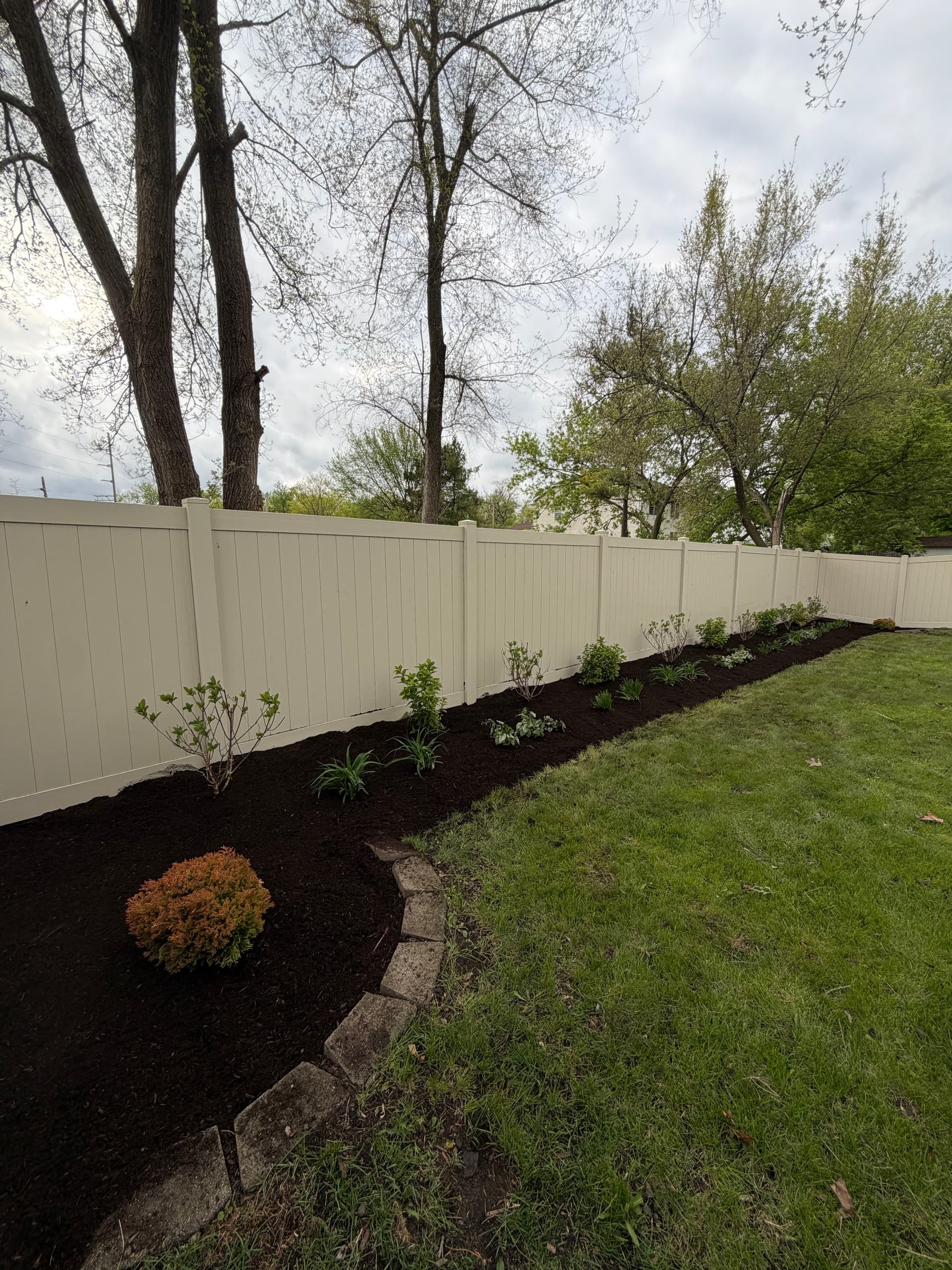Gallery photos for Full Landscape Bed Reset and Plant Install in Palatine: Image #5