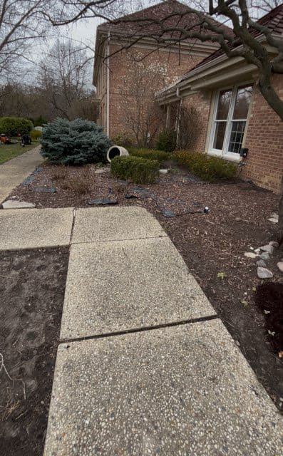 Spring Garden Cleanup and Mulching image