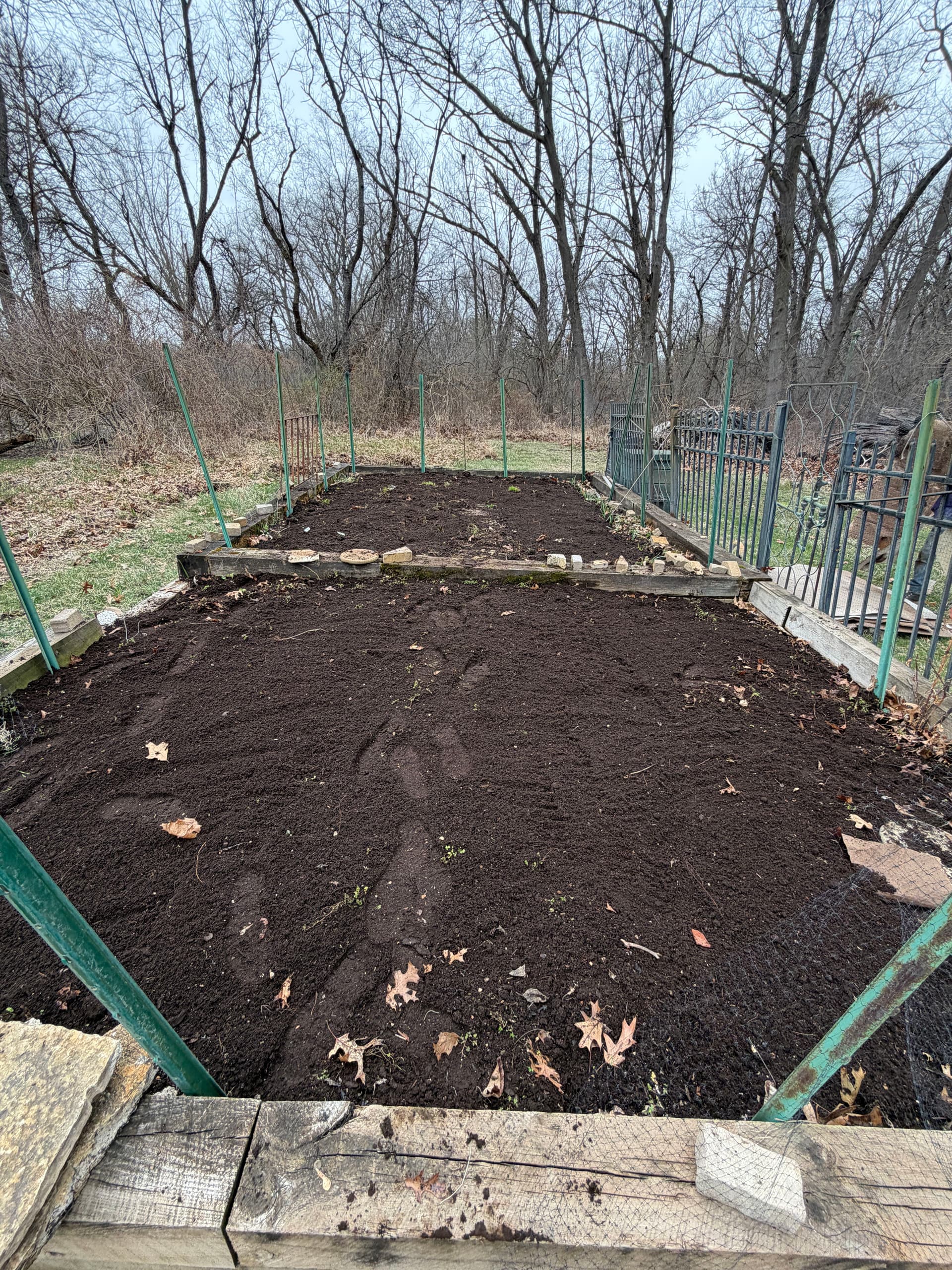 Gallery photos for Garden Bed Cleanout and Soil Prep Done Right in Barrington: Image #3