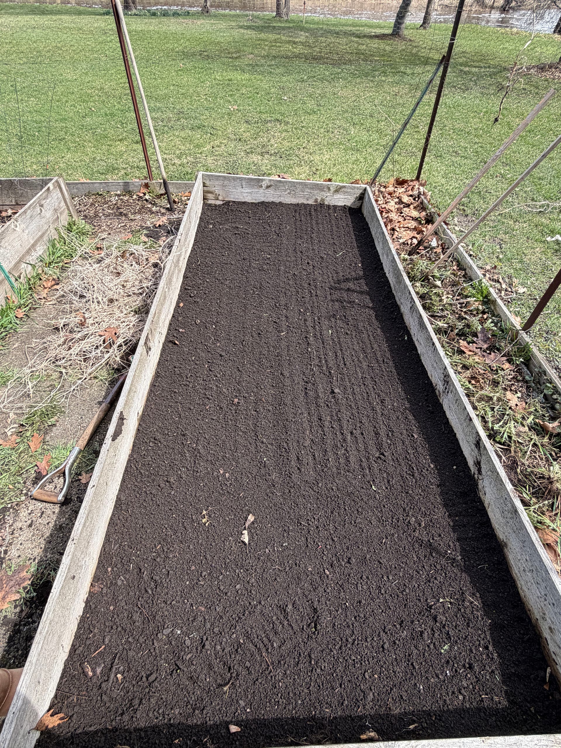 Gallery photos for Garden Bed Cleanout and Soil Prep Done Right in Barrington: Image #5